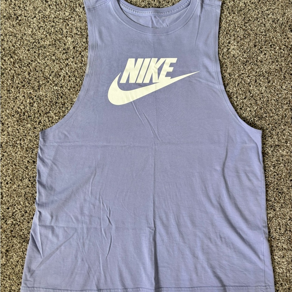 Nike Lavender Sleeveless Tank (Unisex size large)